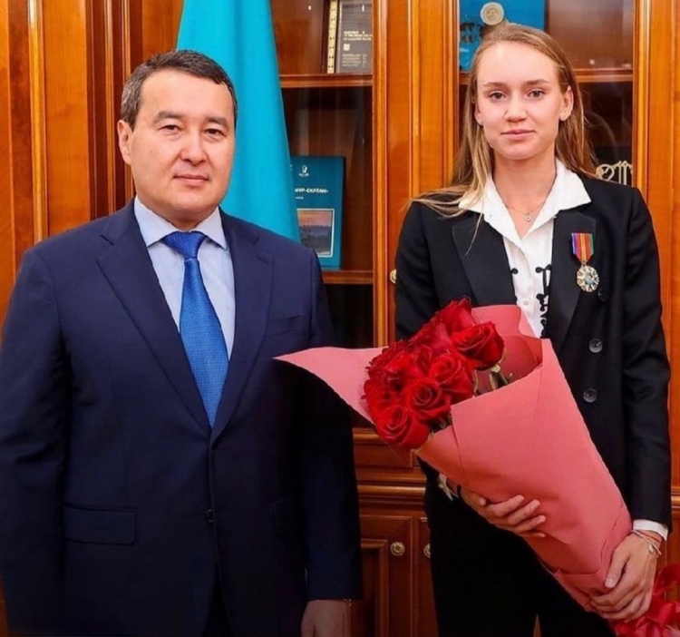 在激烈的国 在激烈的国