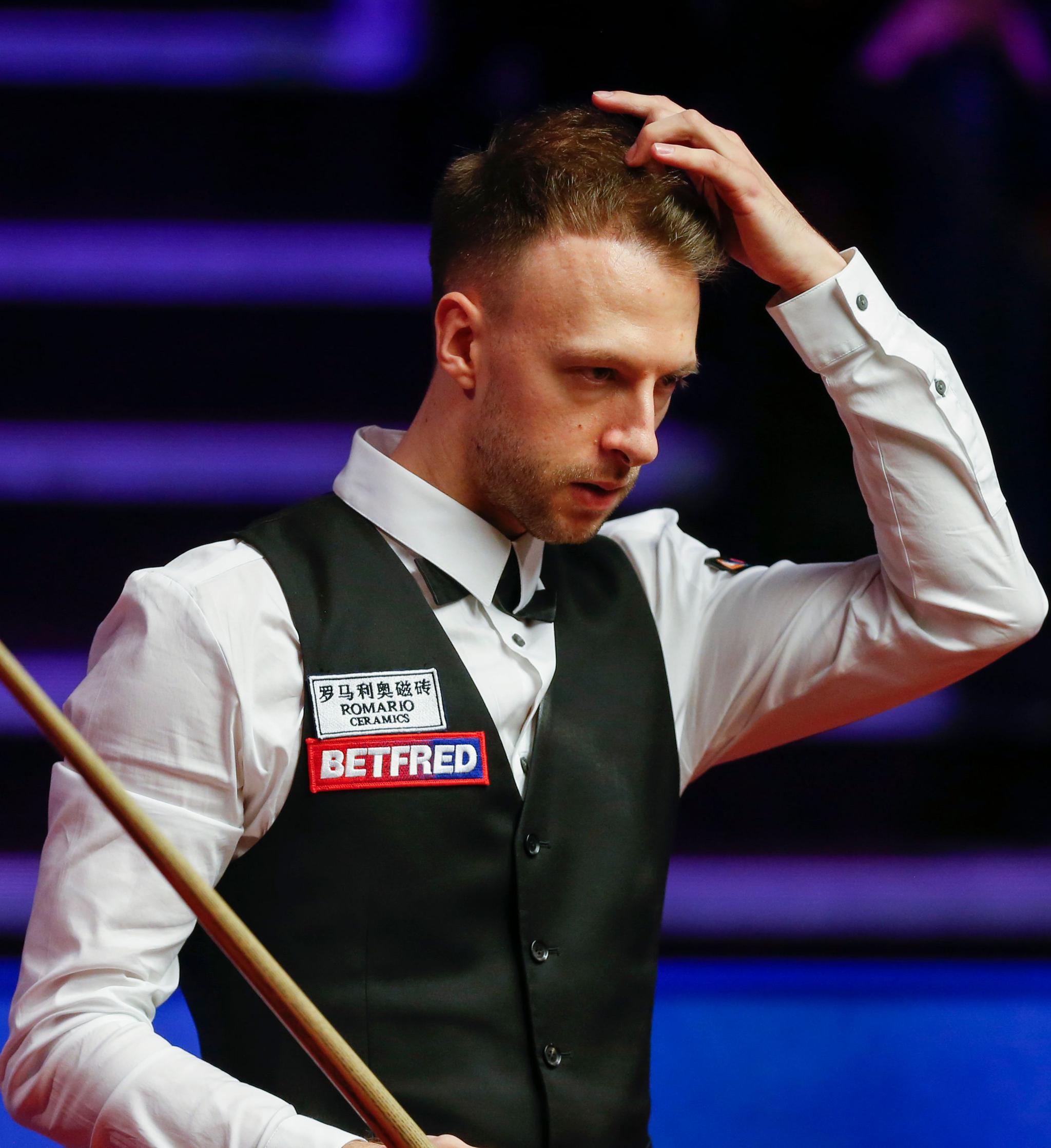 随着社交媒 随着社交媒